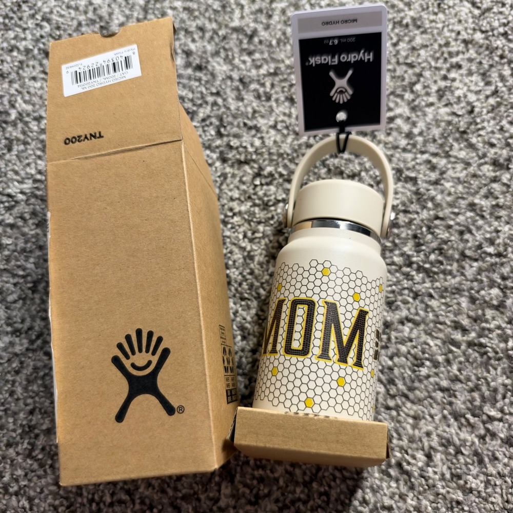 Hydro Flask Micro Hydro 6.7oz Mom Water Bottle Stainless Steel Oat Cream NEW